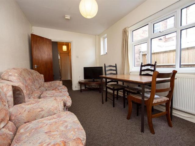 House for rent in Metchley, Birmingham