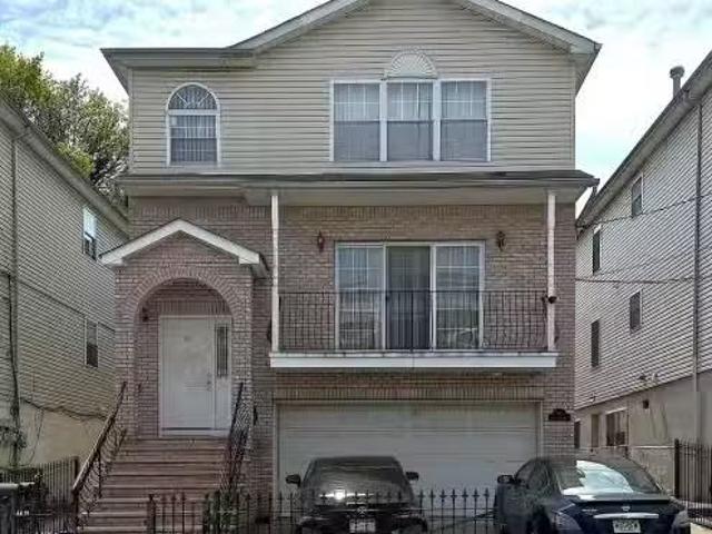 House for rent in Newark