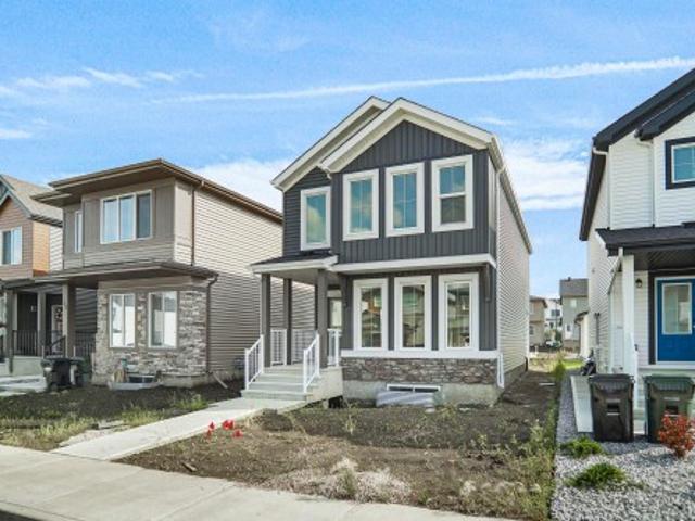 House for sale in Fort Saskatchewan, Alberta