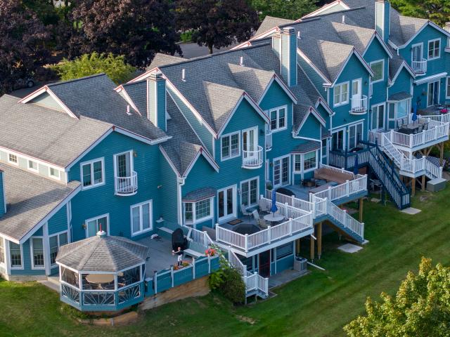 Townhouse for sale in Saratoga, New York