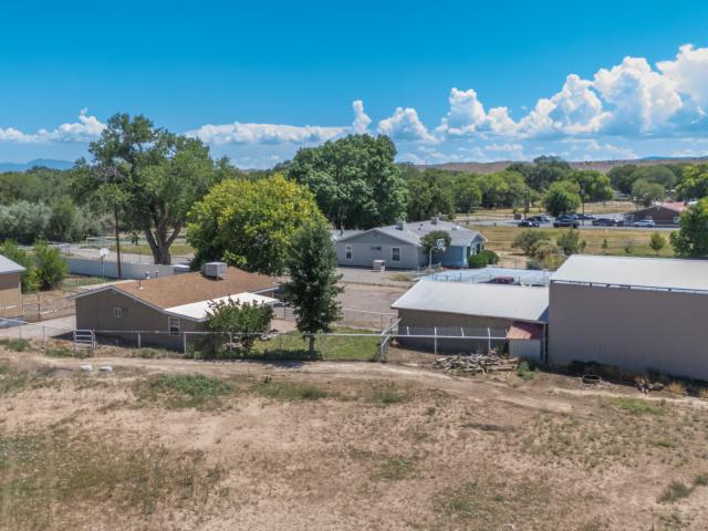 House for sale in Peralta, New Mexico
