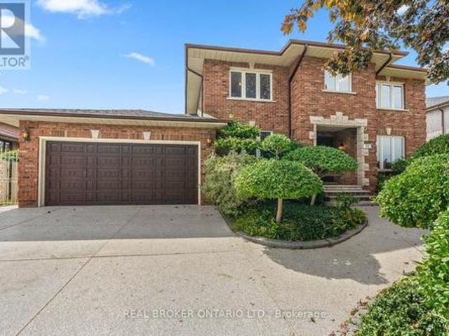 House for sale in Ancaster, Ontario