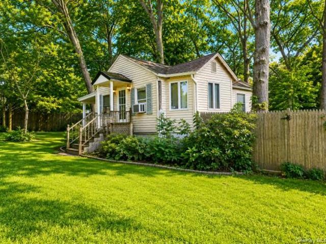 House for sale in Centereach, New York