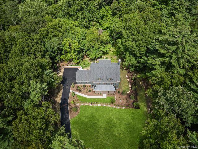 House for sale in Pound Ridge, New York