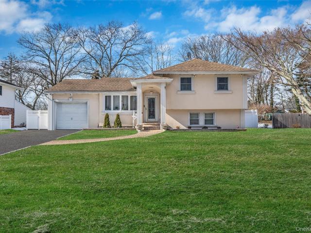 House for sale in Bohemia, New York
