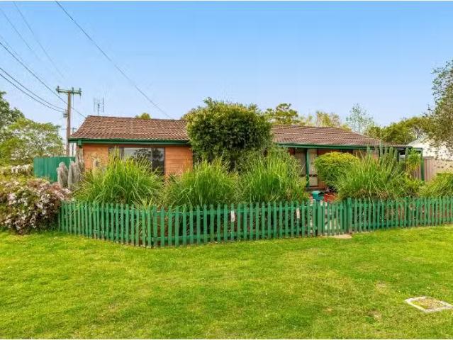 House for rent in Blue Haven, Central Coast Council