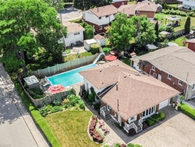 Property for sale in Ancaster, Ontario