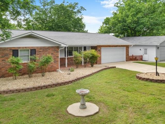 House for sale in Ark