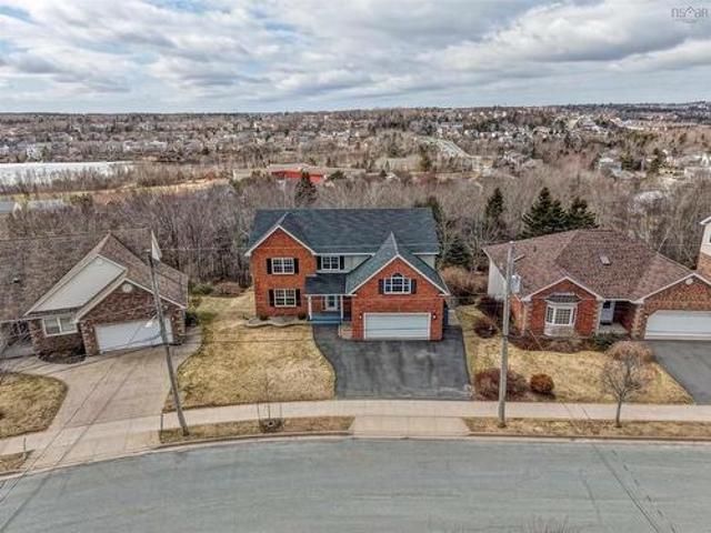 House for sale in Dartmouth, Nova Scotia