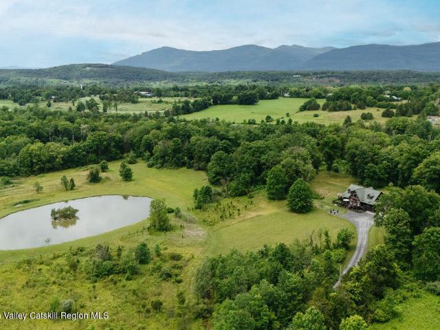 House for sale in Bloomington, New York