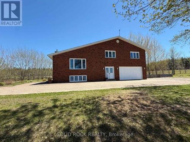 House for sale in Renfrew, Ontario