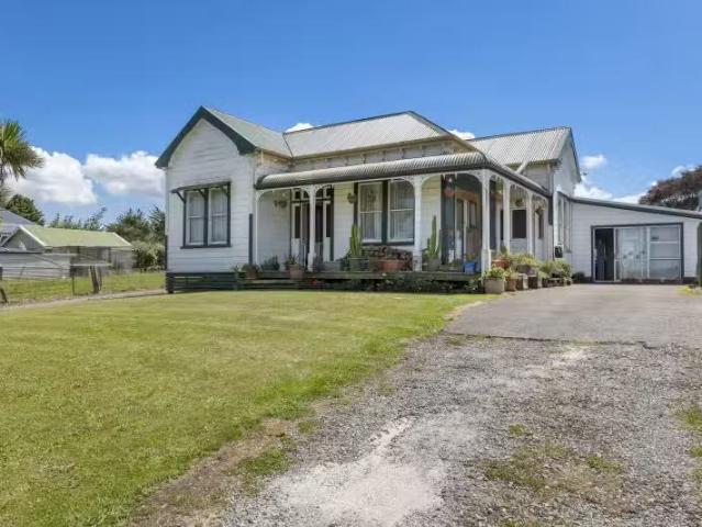 House for sale in Taranaki