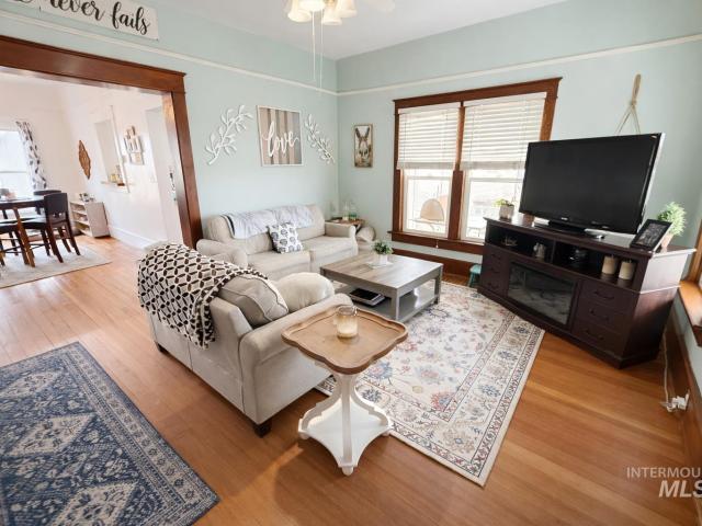 House for sale in Glenns Ferry, Idaho
