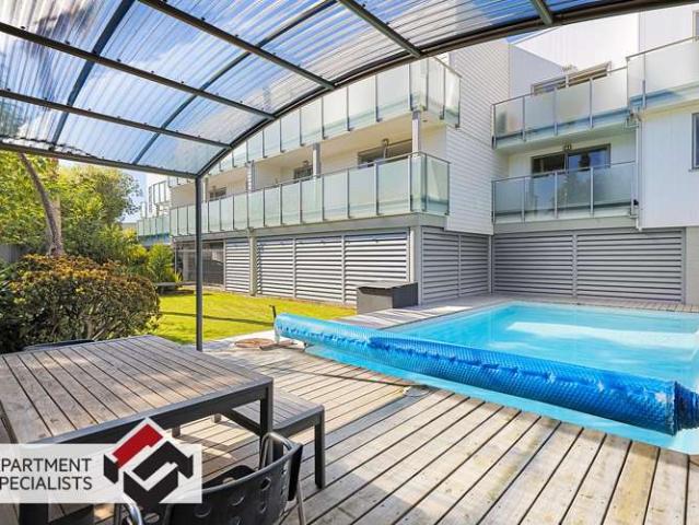 Apartment for sale in Penrose