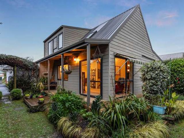 House for sale in Blockhouse Bay, Whau