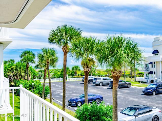 Condo for sale in Cape Canaveral, Florida