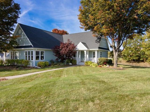 House for sale in Traverse City, Grand Traverse County