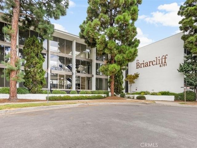 Condo for sale in Canoga Park, California