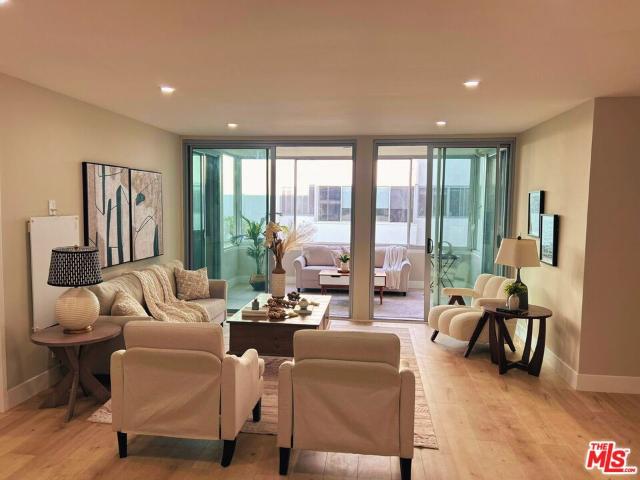 Condo for sale in Canoga Park, California