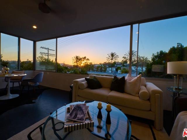 Condo for sale in Canoga Park, California