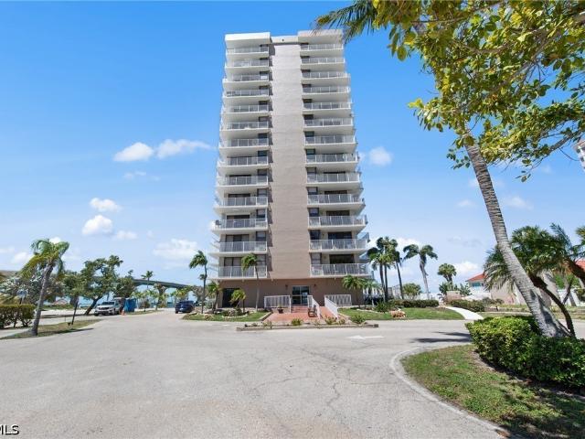 Condo for sale in Bonita Springs, Florida