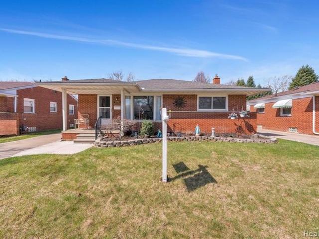 House for sale in Dearborn Heights, Michigan