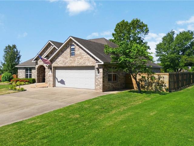 House for sale in Ark