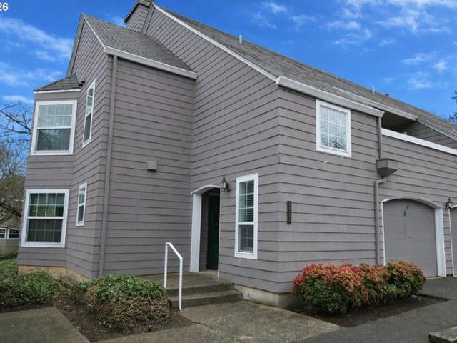 Condo for sale in Oregonia