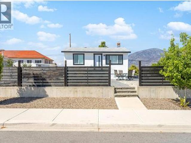 House for sale in Osoyoos, British Columbia