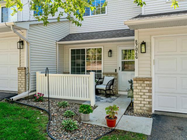 Townhouse for sale in Woodbury, Minnesota