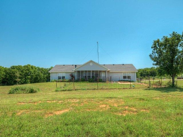 House for sale in Chandler, Oklahoma
