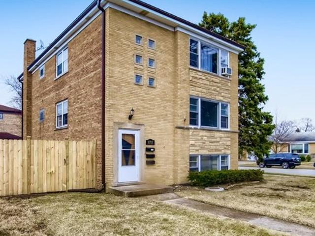House for sale in Niles, Illinois
