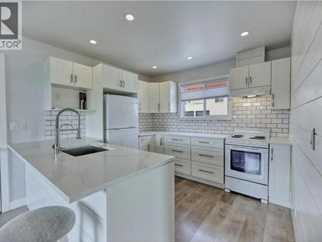 House for sale in Osoyoos, British Columbia