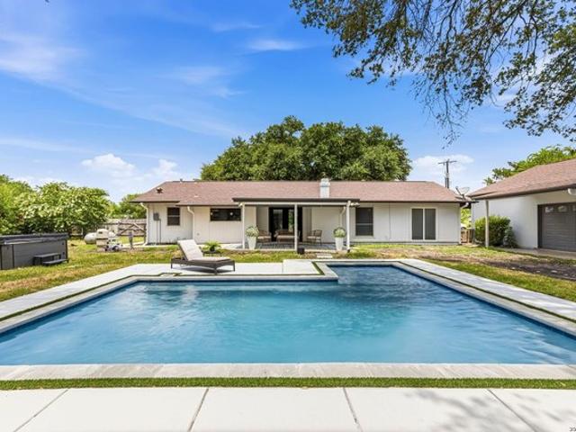 House for sale in Leesville, Texas