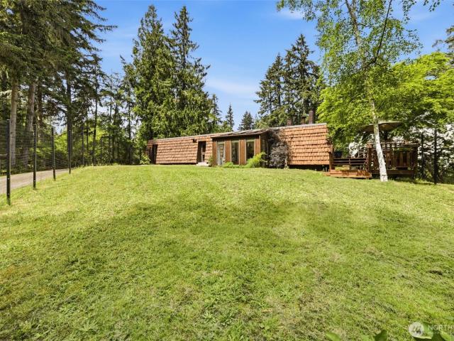 House for sale in Fox Island, Washington