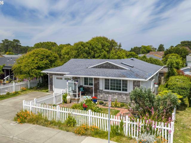 House for sale in Oregonia