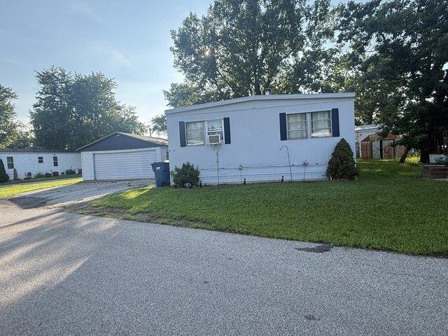 House for sale in Mclean, Illinois