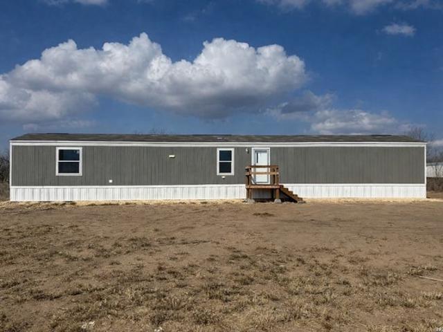 House for sale in Christine, Texas