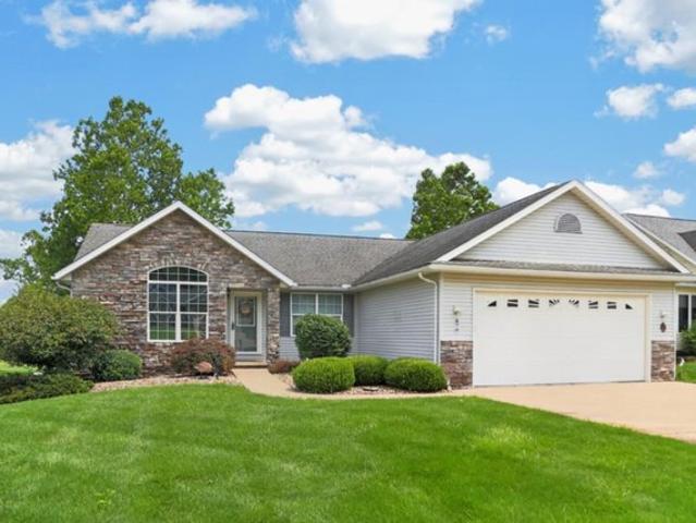 House for sale in Howard, Ohio