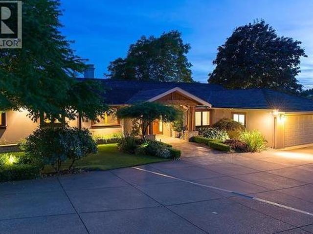 House for sale in West Vancouver, British Columbia