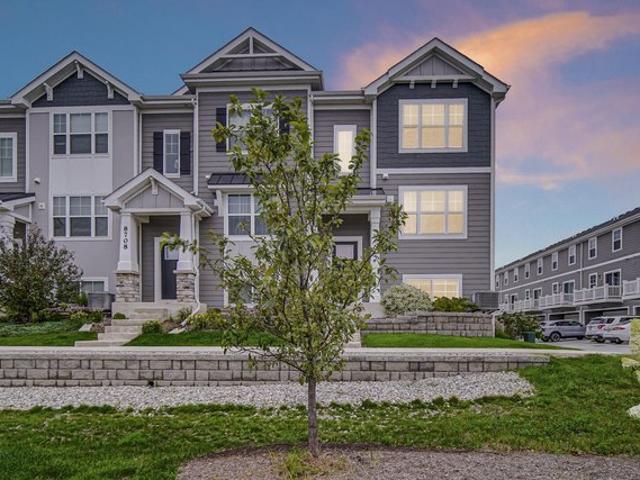 Townhouse for sale in Indiana