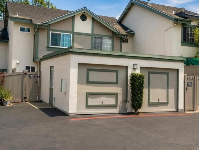 Townhouse for sale in Spring Valley, California