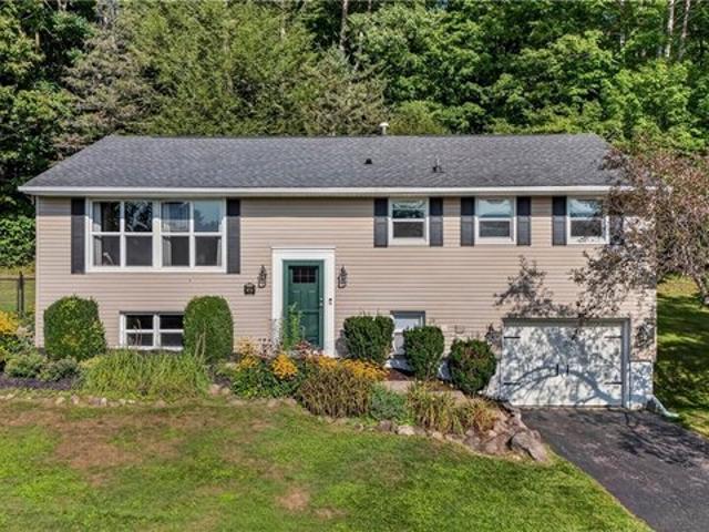 House for sale in Boston, New York