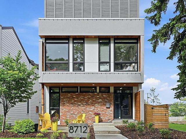 House for sale in Wedgewood, Alberta