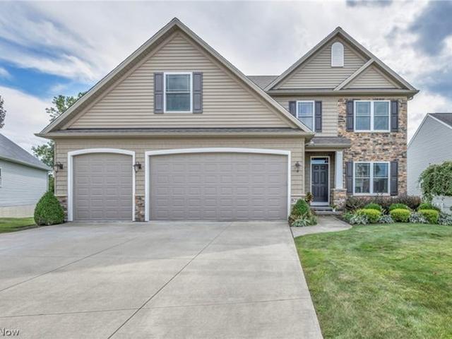 House for sale in Mentor, Lake County