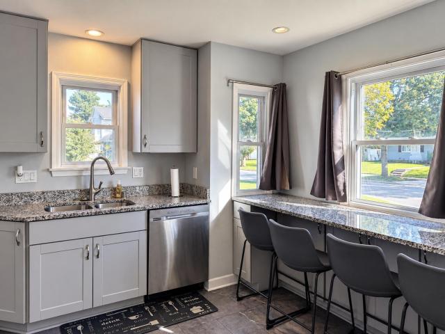 House for sale in Brosen Manor, West Allis