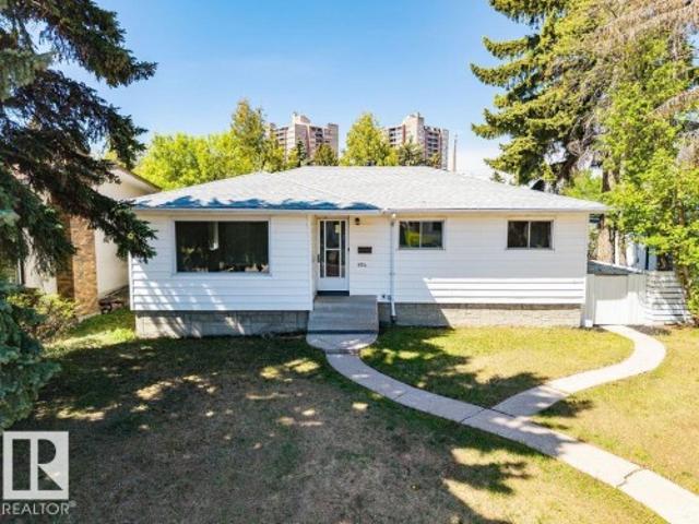 House for sale in Wedgewood, Alberta