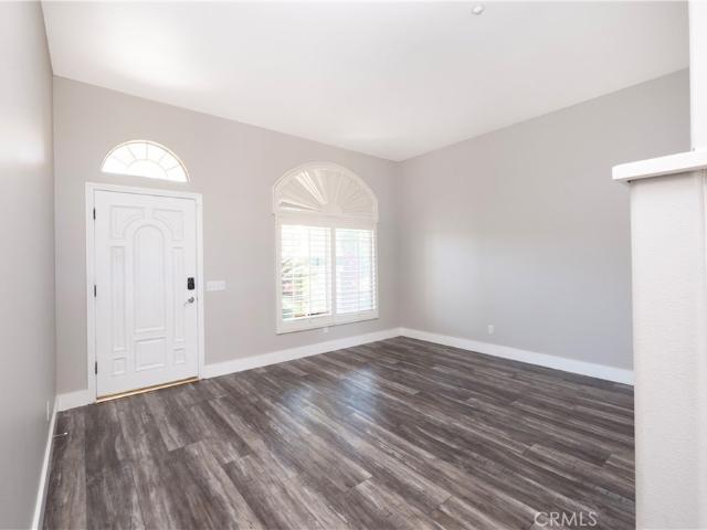 House for sale in Arlington Heights, Riverside