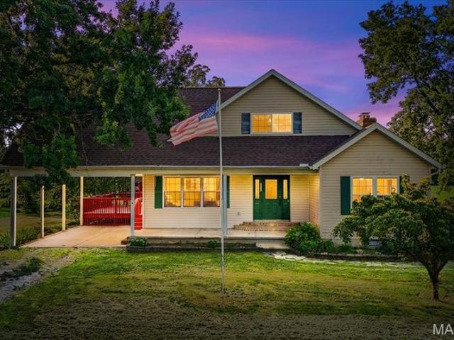 House for sale in Monroe, Illinois