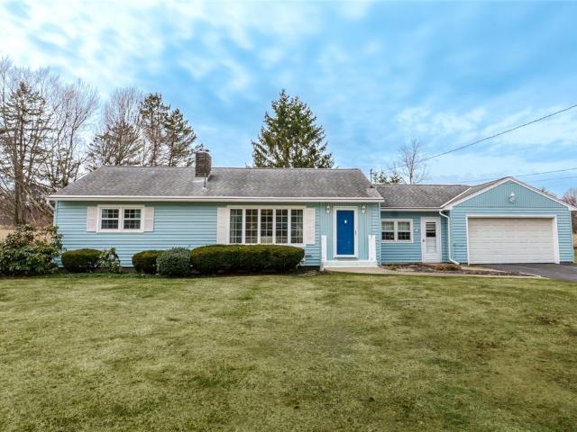 House for sale in Oneida, New York